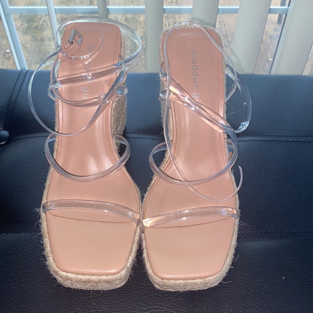 Hillarie Strappy Espadrille Wedges Sandals - Picture 3 of 7